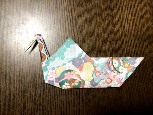 折り紙1枚で簡単！！鶴の箸袋の折り方写真２３